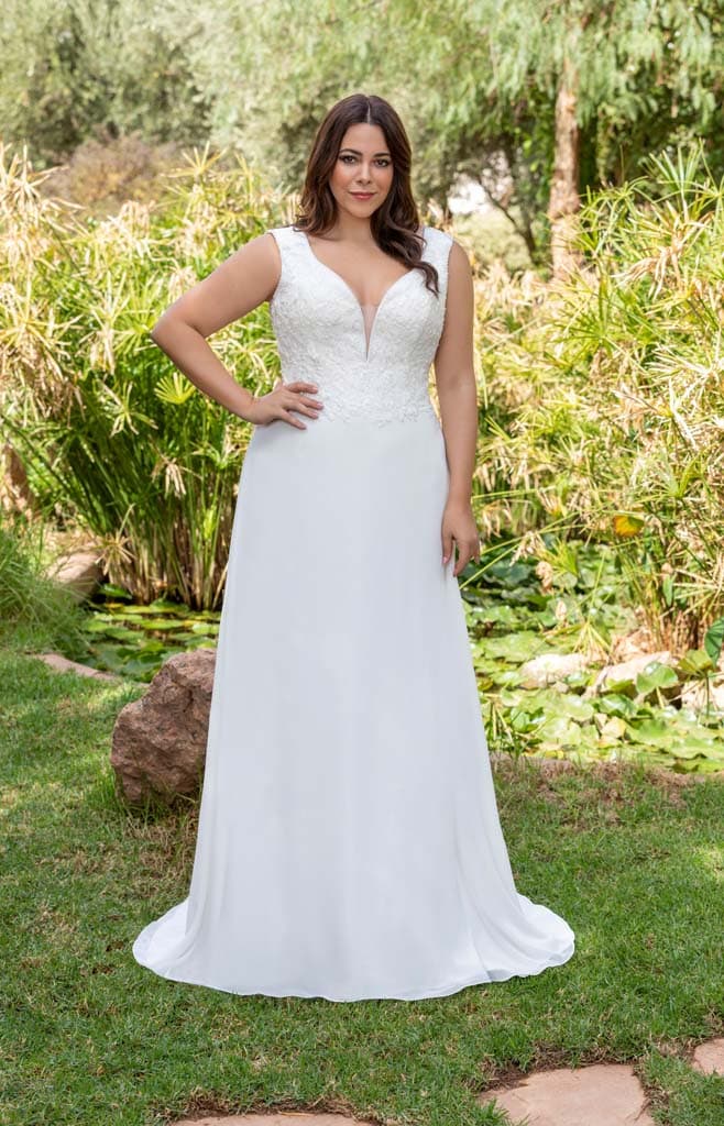 Robes de mariée Curvy 24811