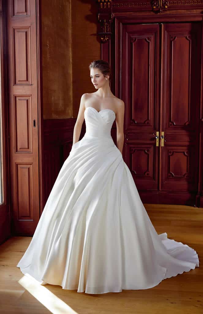 Robes de mariée Divina Sposa 232-05