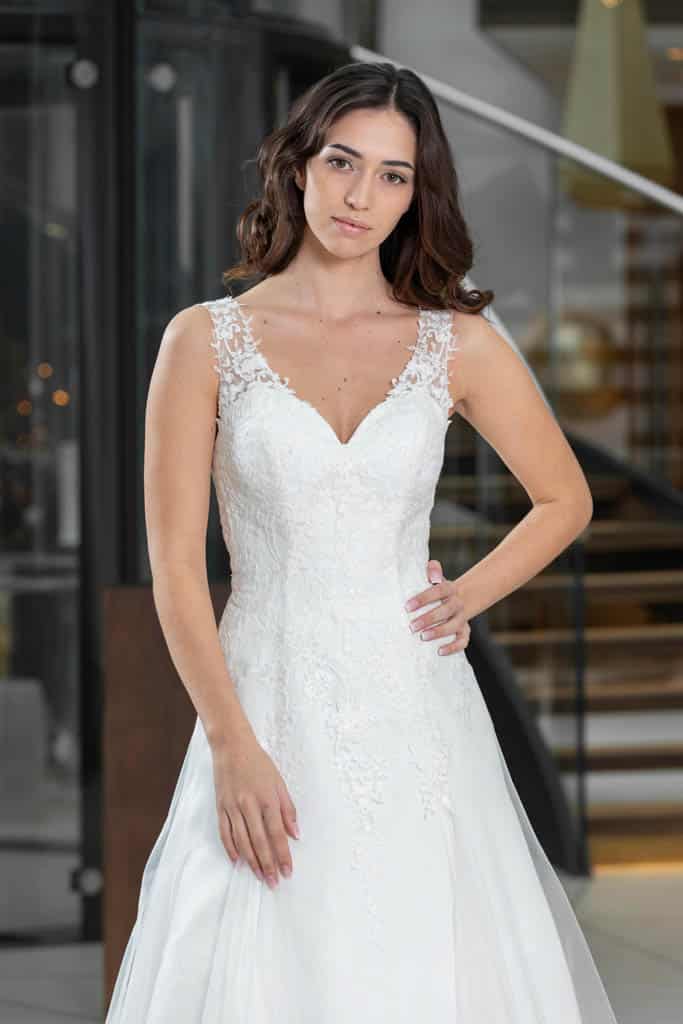 Robes de mariée Lovely 234-05