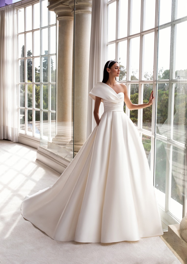 Robes de mariée Pronovias Sedna