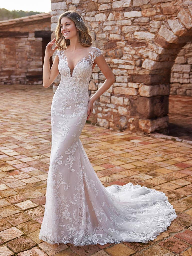 Robes de mariée White One Gugma