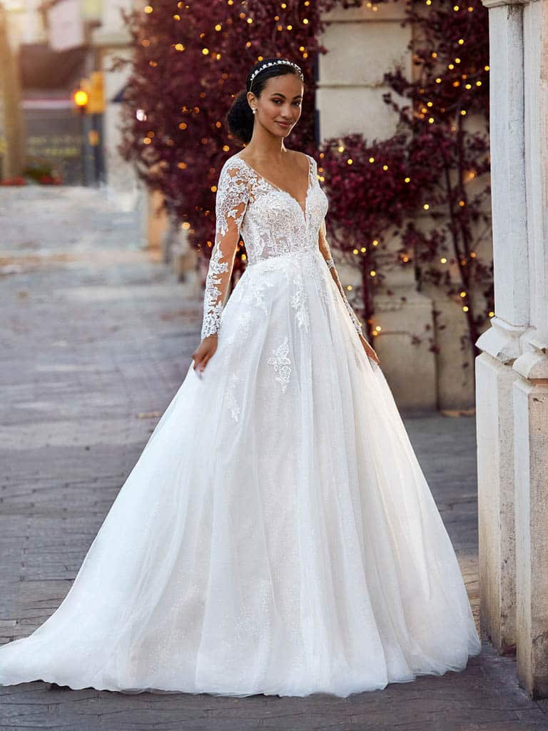 Robes de mariée White One Highlight