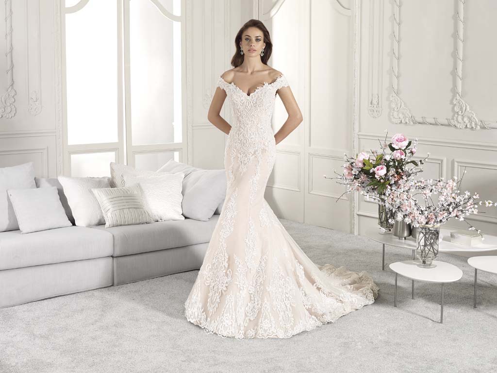 Robes de mariée Demetrios 834