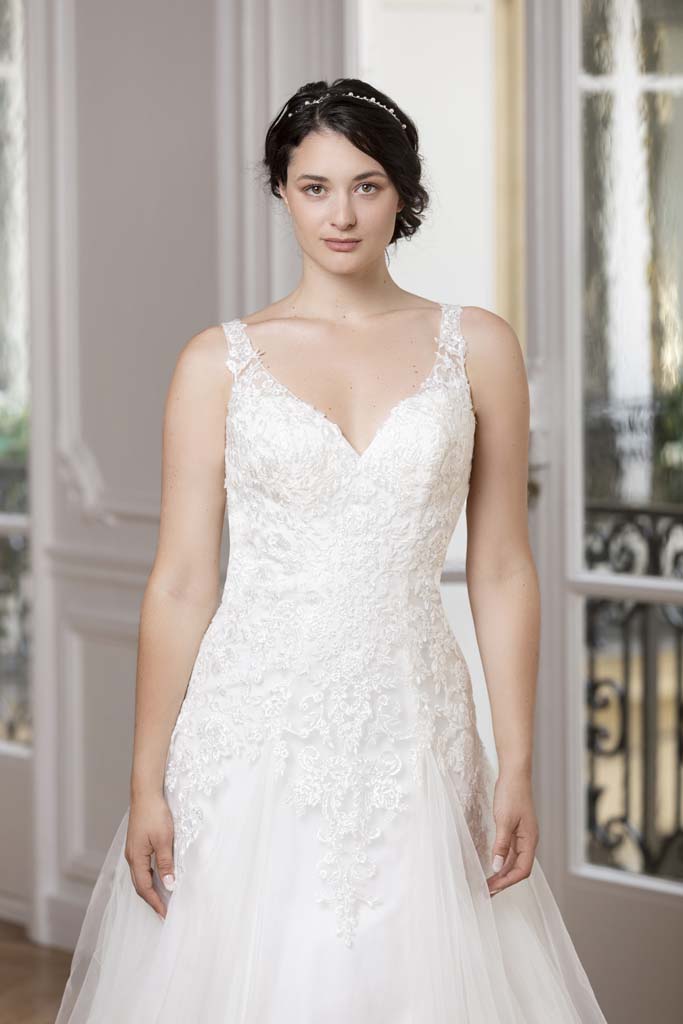 Robes de mariée Lovely 22401